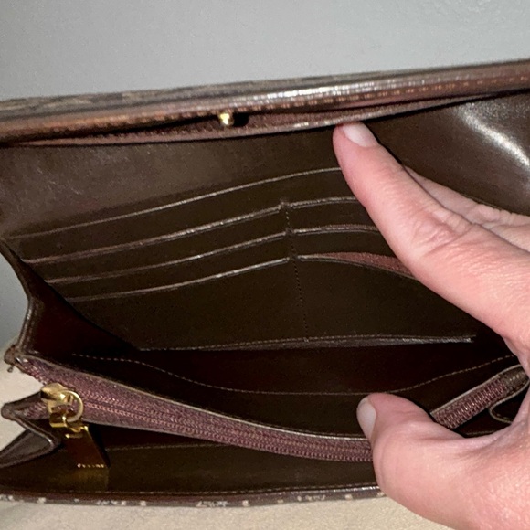 Celine Macadam C Canvas Brown Long
Wallet Authentic Vintage A+ condition - Picture 9 of 12